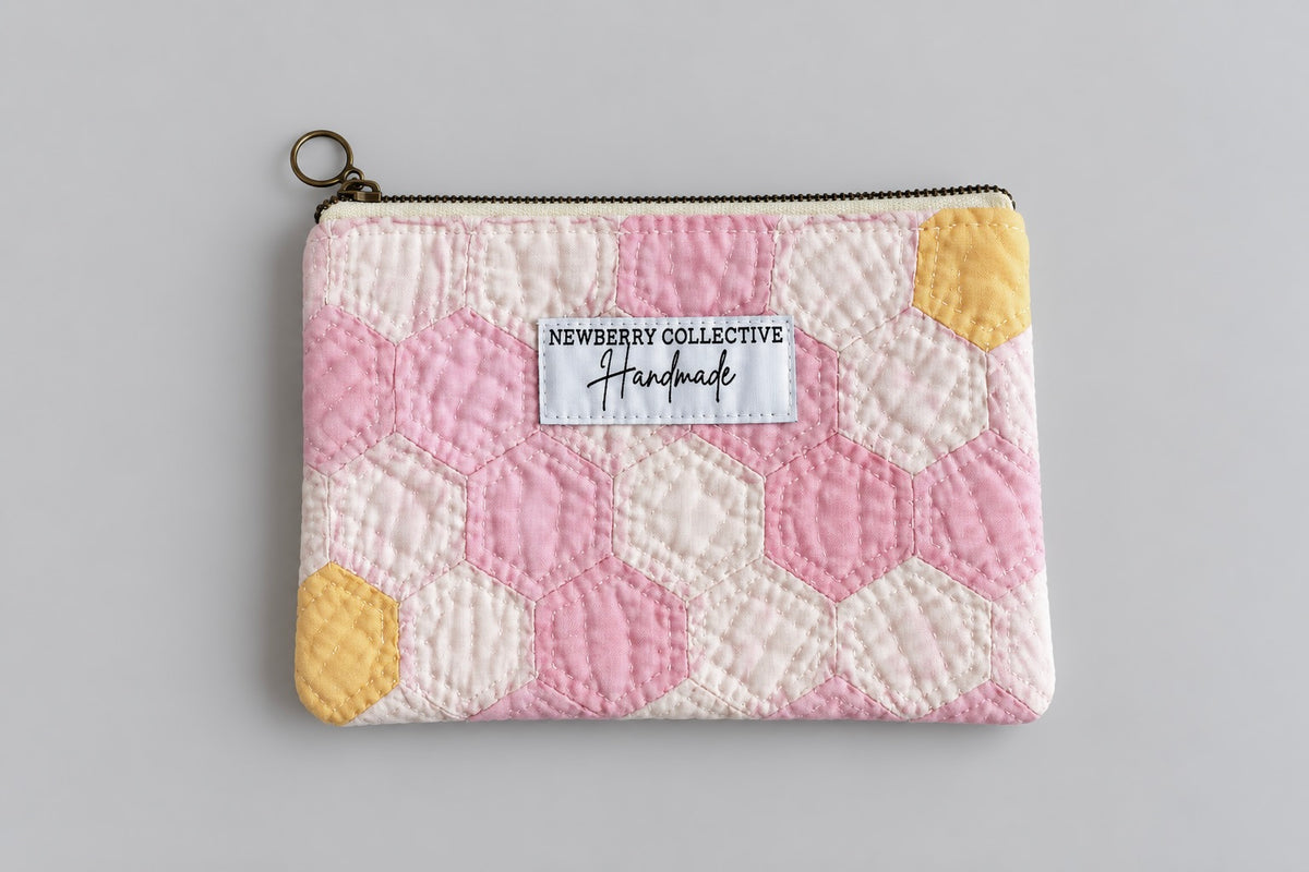 Zipper Pouch: Handmade Vintage Quilt 6”x5”