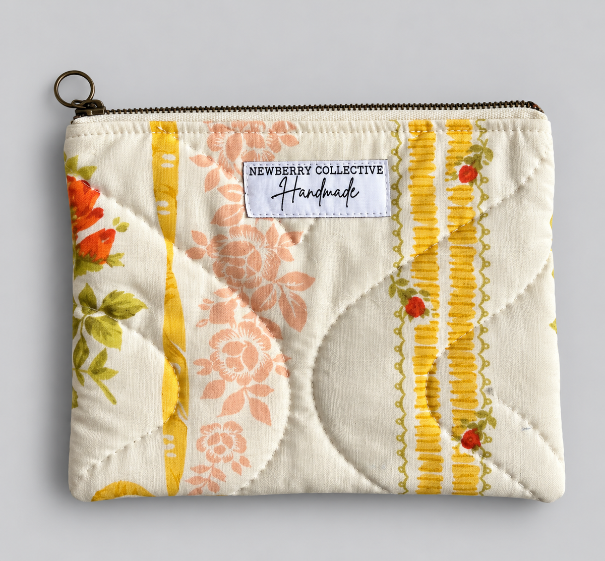 Zipper Pouch: Handmade Vintage Quilt 6”x7”