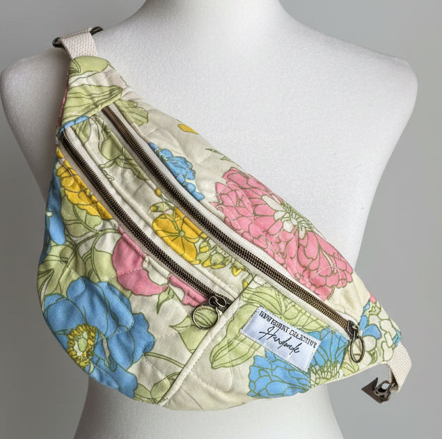 Vintage Quilt Small Crossbody